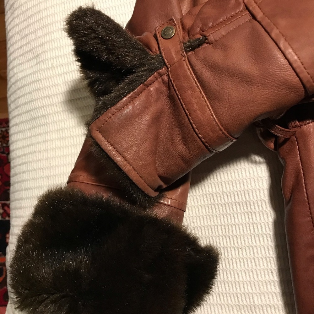 Danier Leather Jacket - Picture 5 of 7